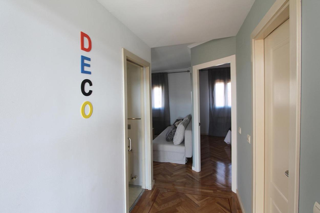 Apartamentos Cinco Rosas Madrid Exteriör bild